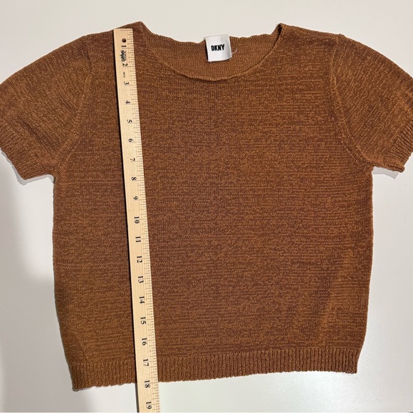 DKNY short sleeve woven scoop neck sweater women’s size S/M - Picture 11 of 11